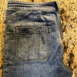 Pilcro Wanderer Cuffed Relaxed-Leg Jeans (Anthropologie) Size 31